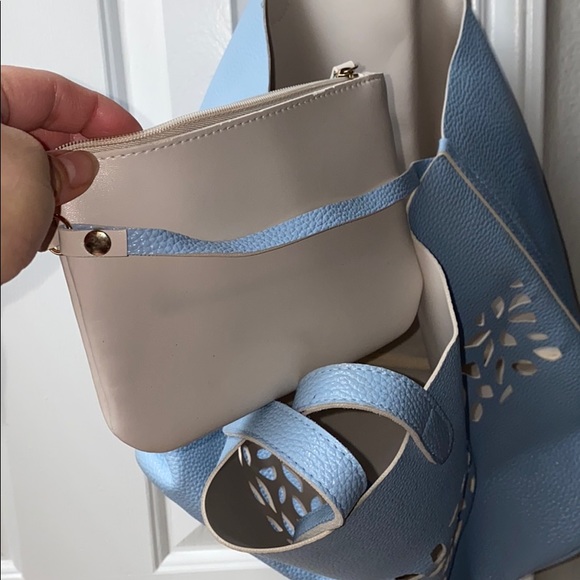 Shoulder bag - Picture 2 of 3